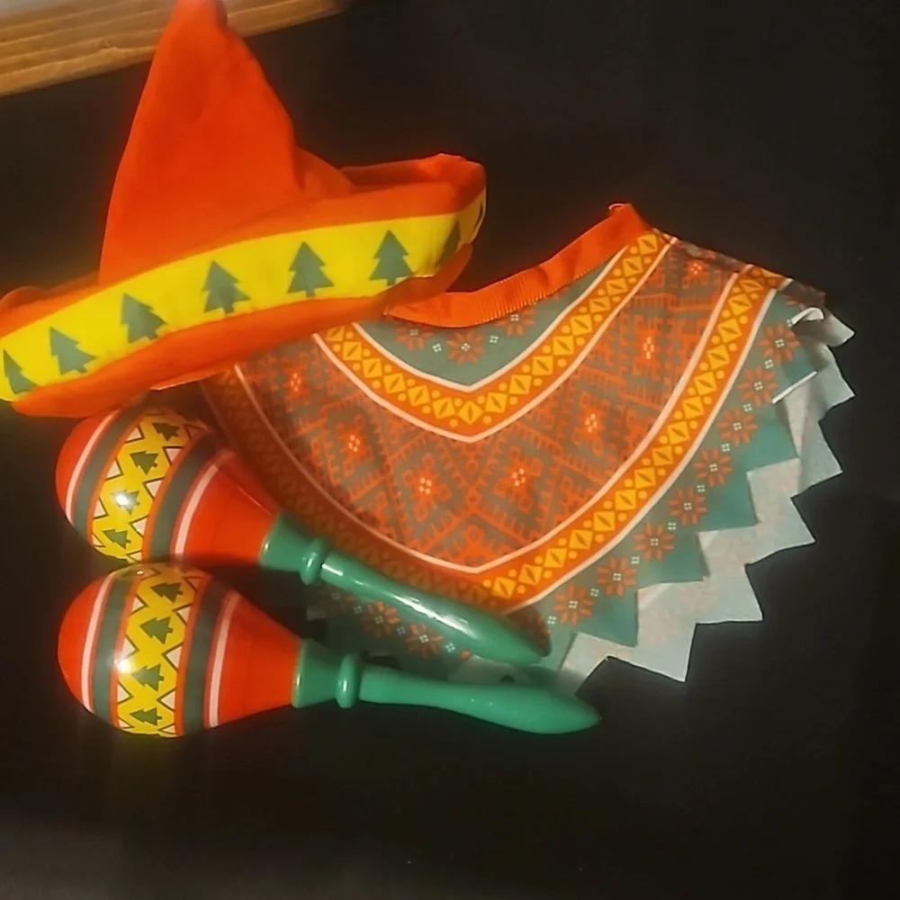 Dog Outfit Fiesta/Christmas Hat & Top & ChaChas